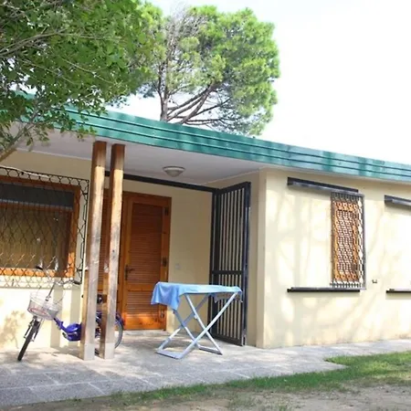 Three-bedroom In A Calm Zone Close To The Sea Lejlighed Bibione